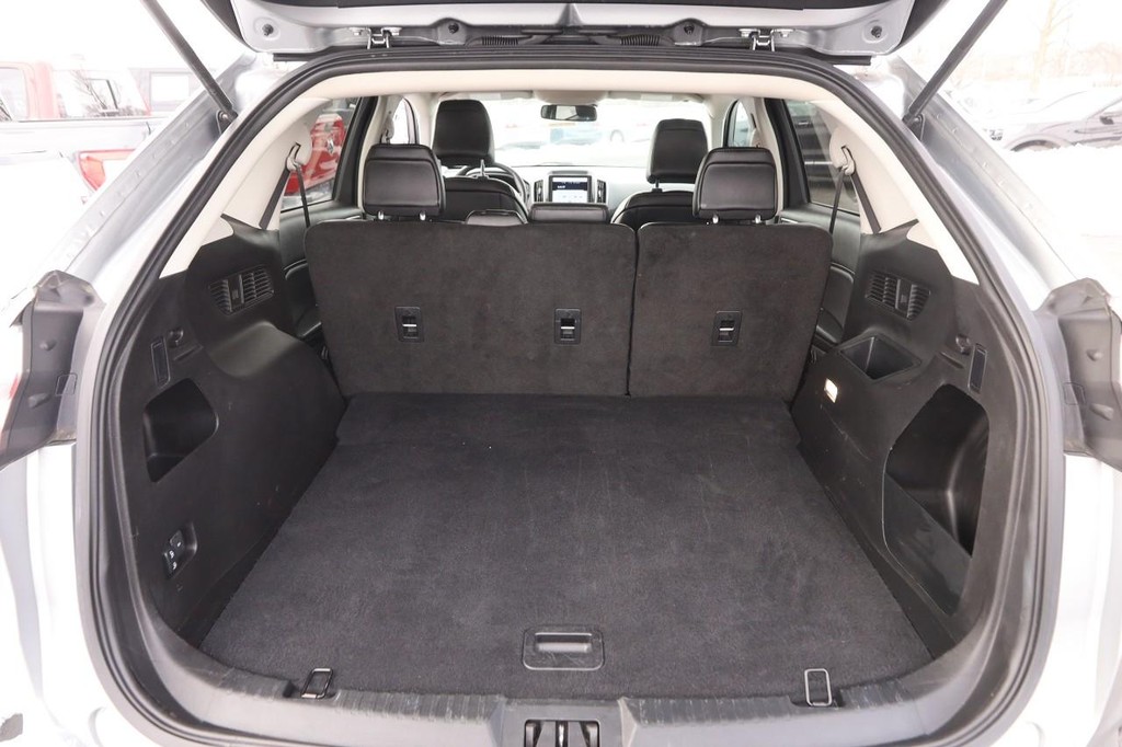 Ford Edge Vehicle Image 07