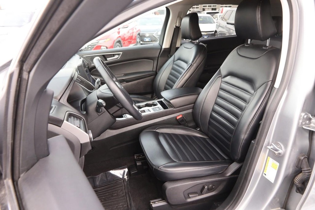 Ford Edge Vehicle Image 08