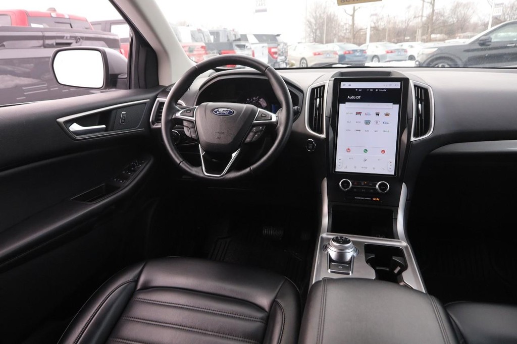 Ford Edge Vehicle Image 20