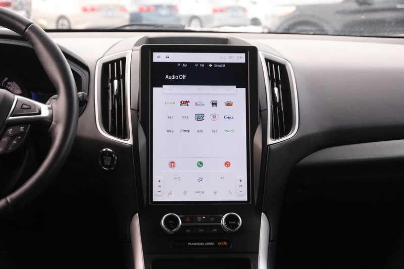 Ford Edge Vehicle Image 22