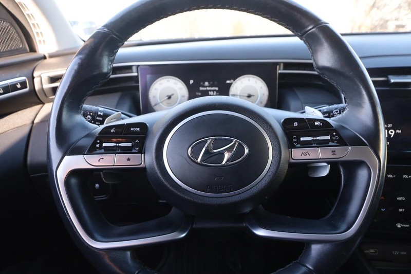 Hyundai Tucson Vehicle Image 13