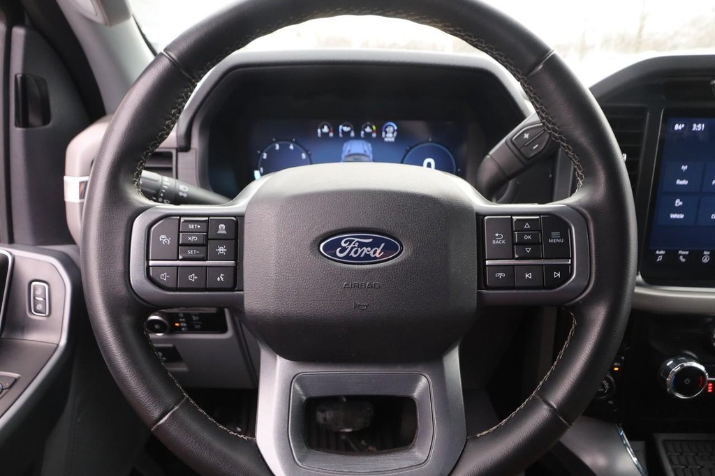 Ford F-150 Vehicle Full-screen Gallery Image 10