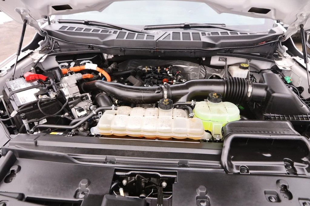 Ford F-150 Vehicle Full-screen Gallery Image 27