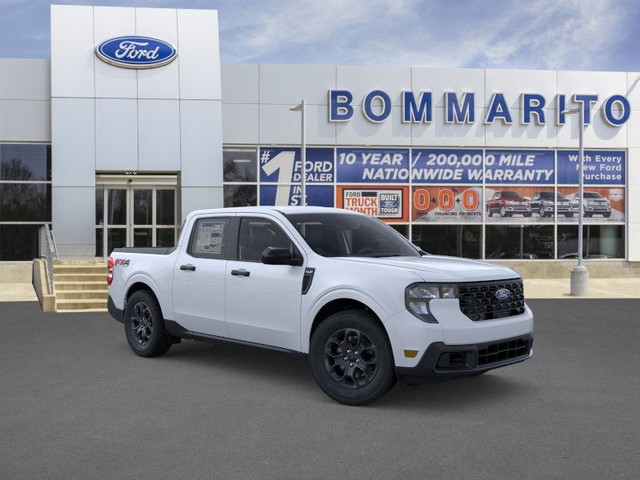 Ford Maverick Vehicle Image 06