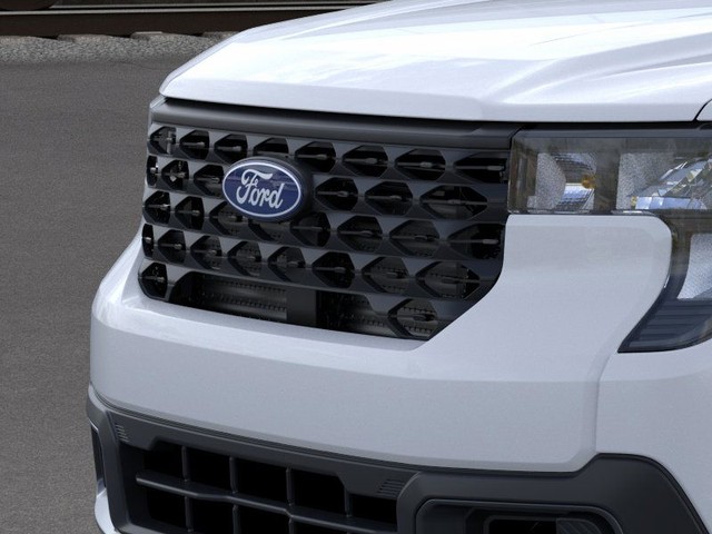 Ford Maverick Vehicle Image 18