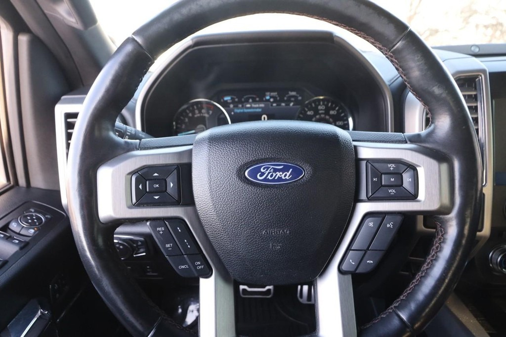 Ford F-150 Vehicle Image 11