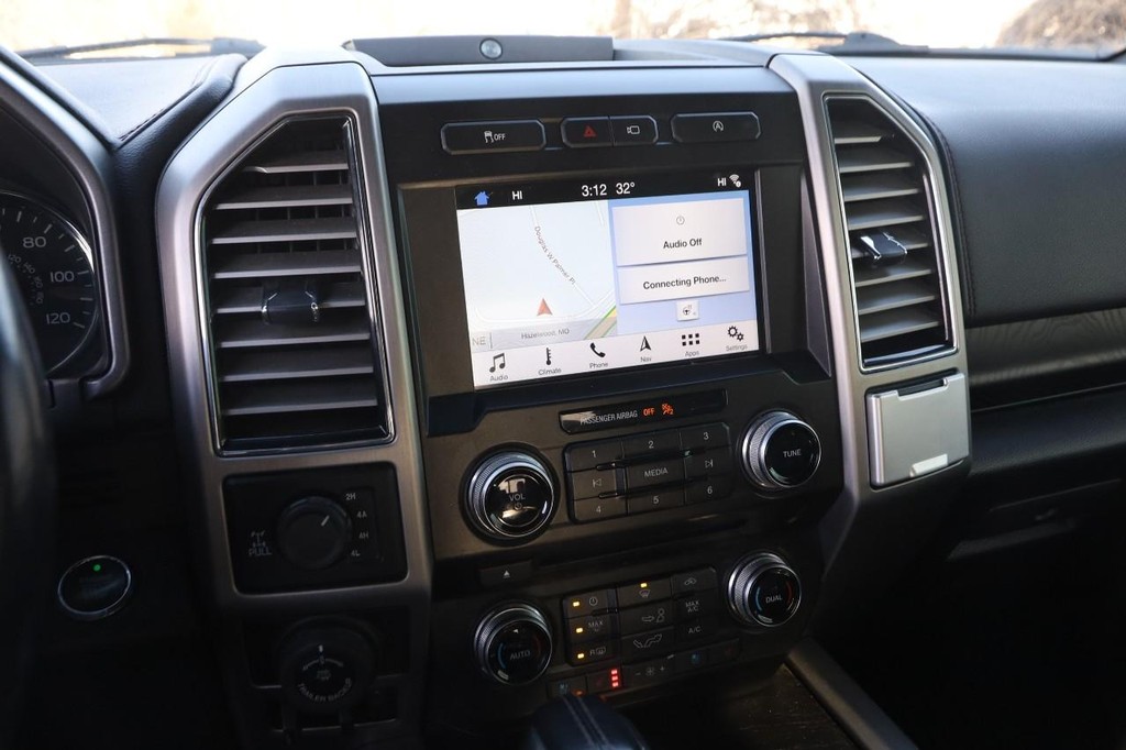 Ford F-150 Vehicle Image 16