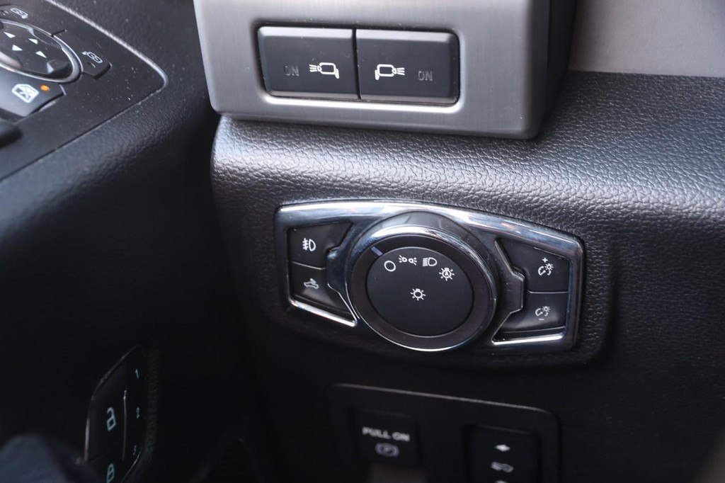 Ford F-150 Vehicle Image 22