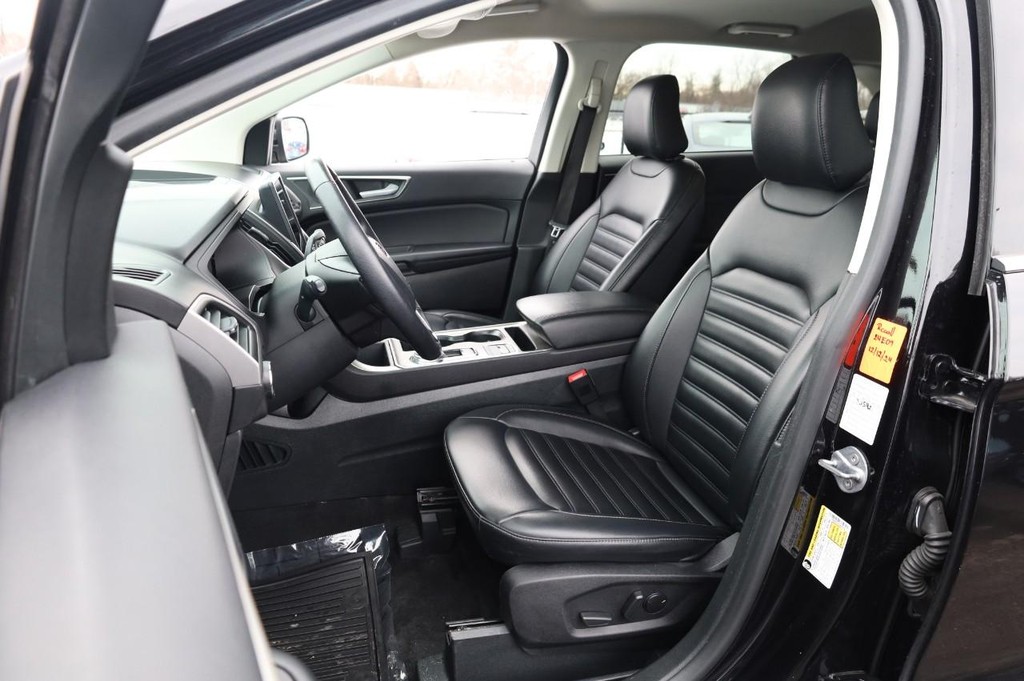 Ford Edge Vehicle Image 08