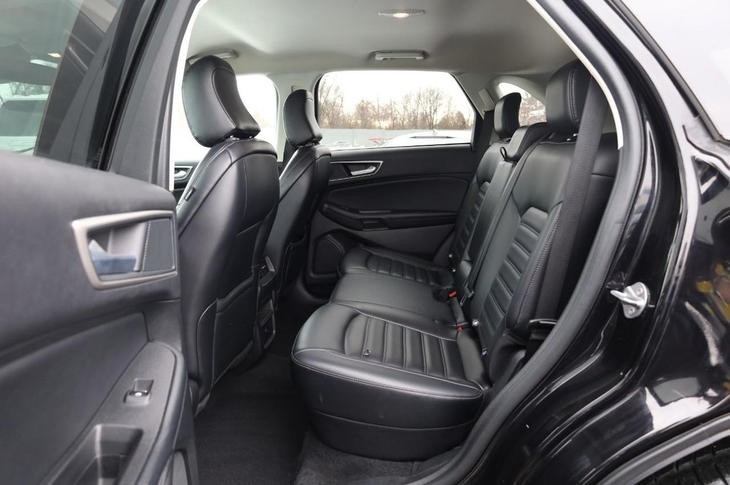 Ford Edge Vehicle Image 20
