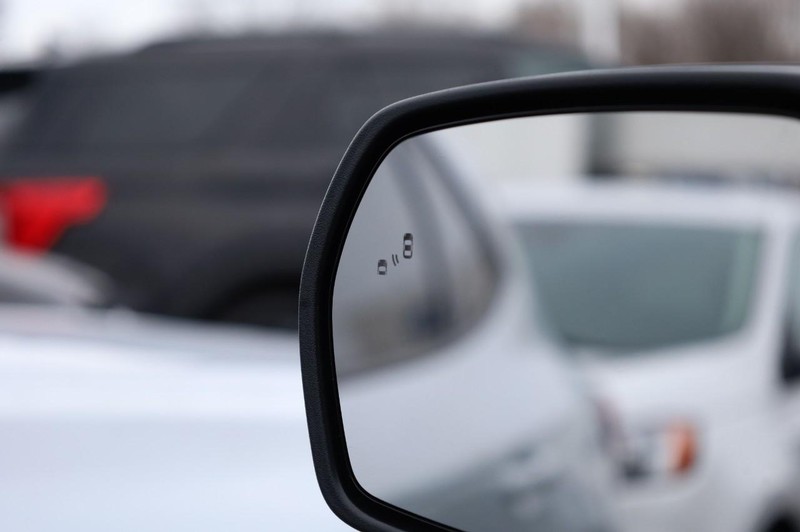 Ford Edge Vehicle Image 19