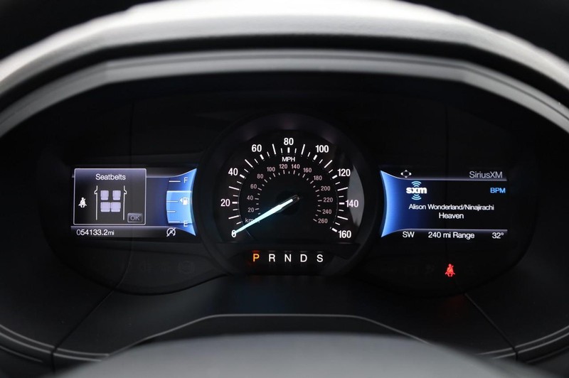 Ford Edge Vehicle Image 10