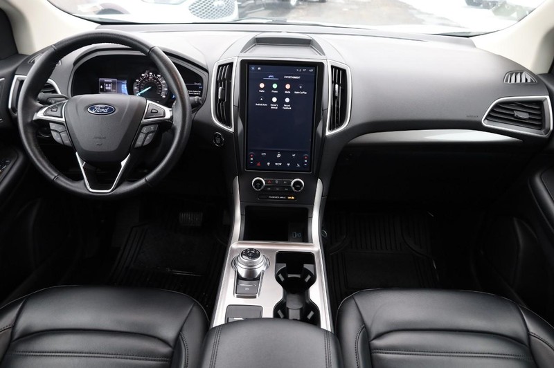 Ford Edge Vehicle Image 21