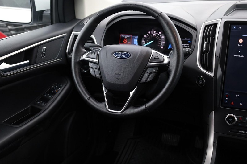 Ford Edge Vehicle Image 22