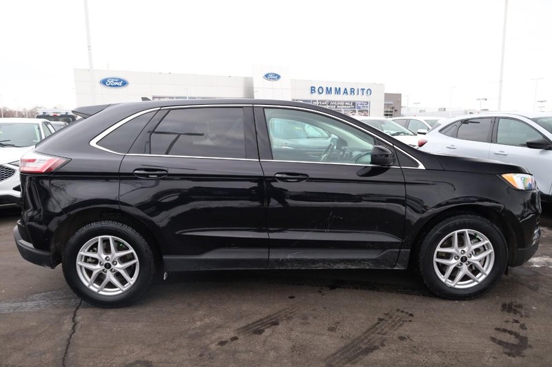 Ford Edge Vehicle Image 05