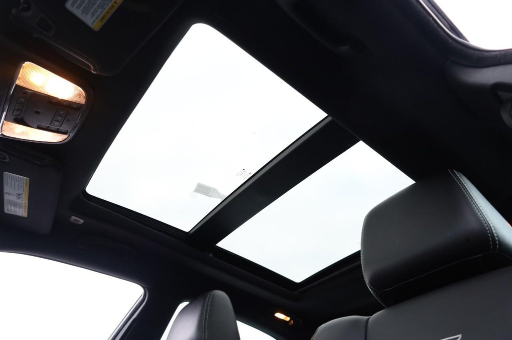 Chrysler 300 Vehicle Image 09