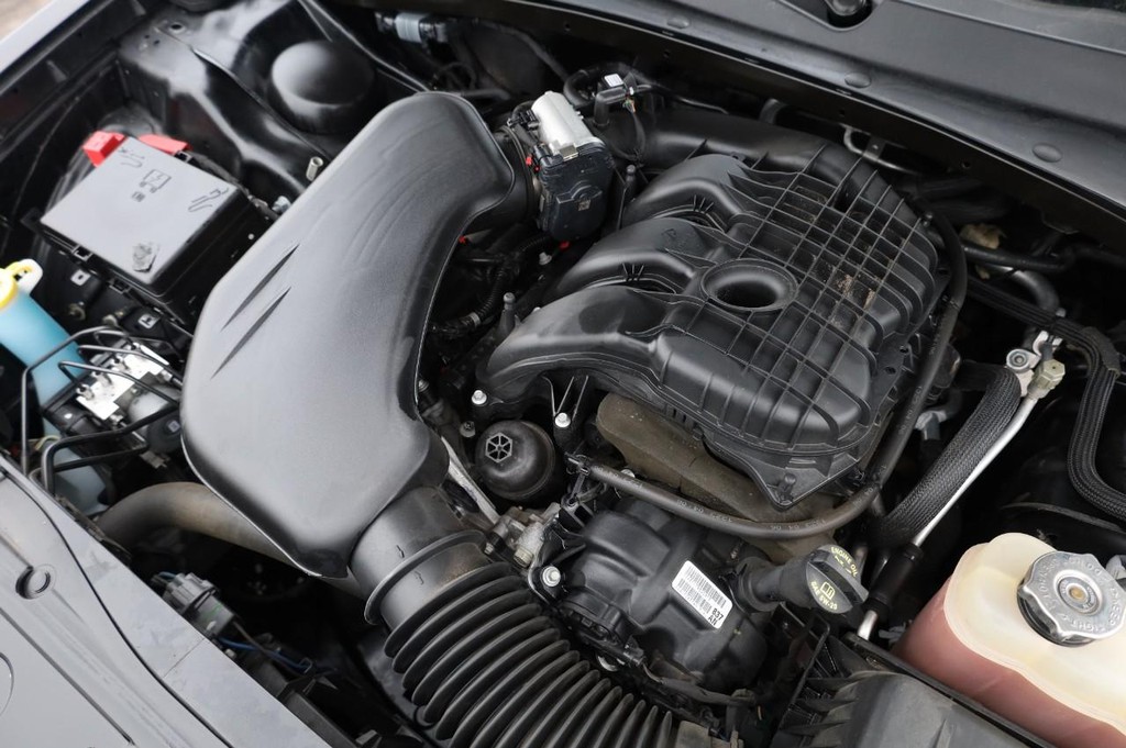 Chrysler 300 Vehicle Image 27