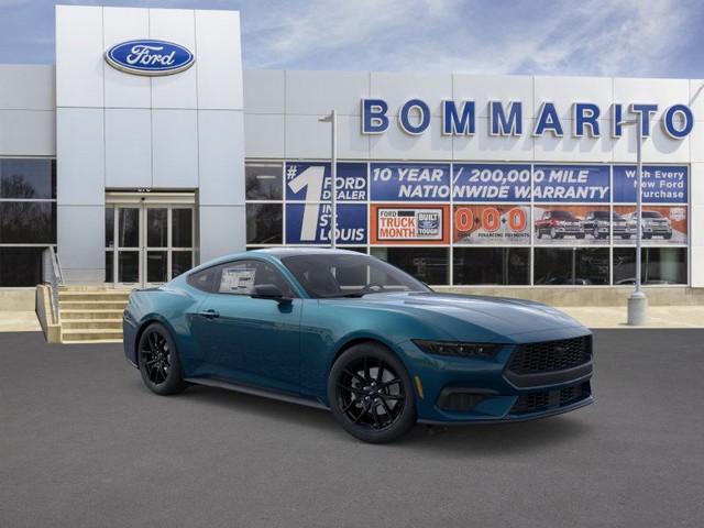 Ford Mustang Vehicle Image 07