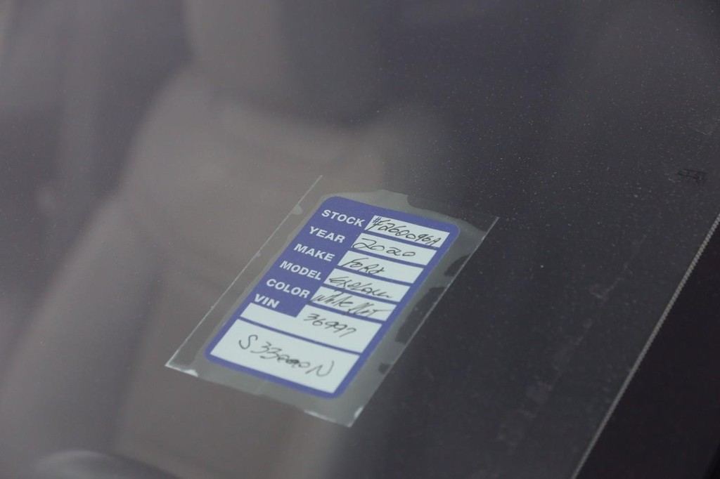 Ford Explorer Vehicle Image 30