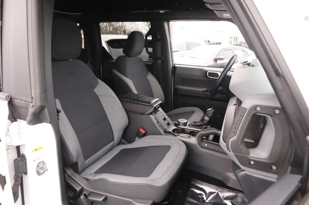 Ford Bronco Vehicle Image 26