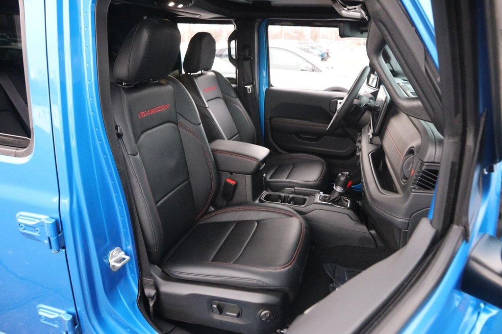 Jeep Gladiator Vehicle Image 26