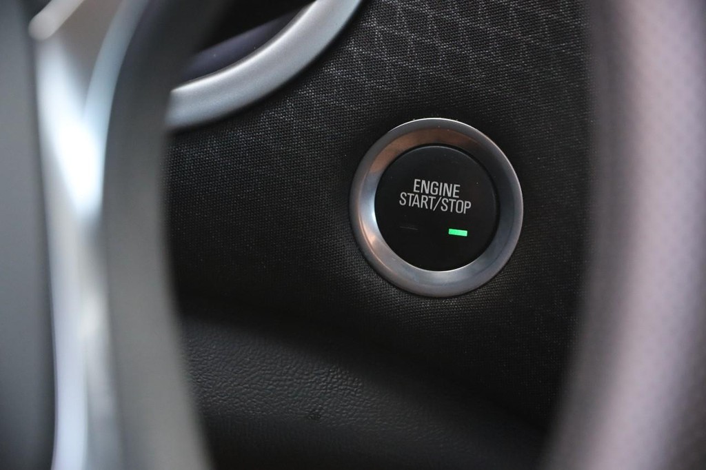 Chevrolet Malibu Vehicle Image 15