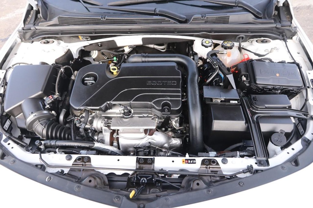 Chevrolet Malibu Vehicle Image 26