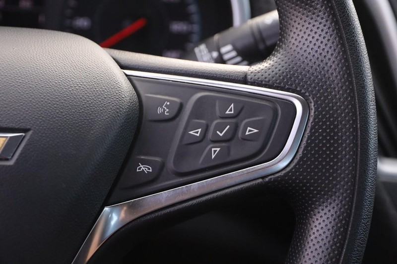 Chevrolet Malibu Vehicle Image 13