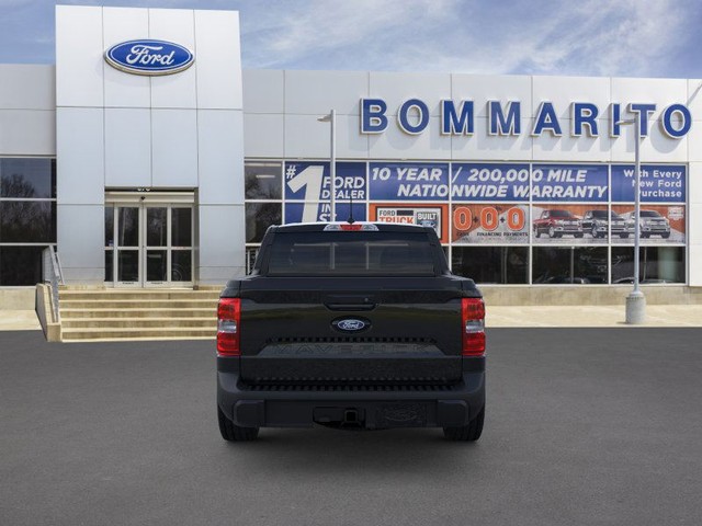 Ford Maverick Vehicle Image 05