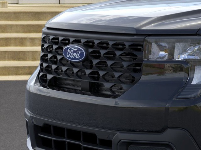 Ford Maverick Vehicle Image 18