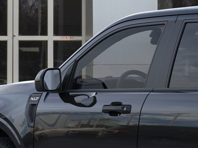 Ford Maverick Vehicle Image 21