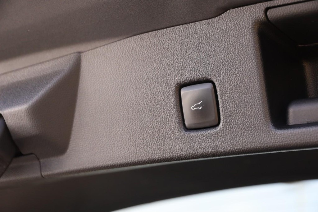 Ford Escape Vehicle Image 08