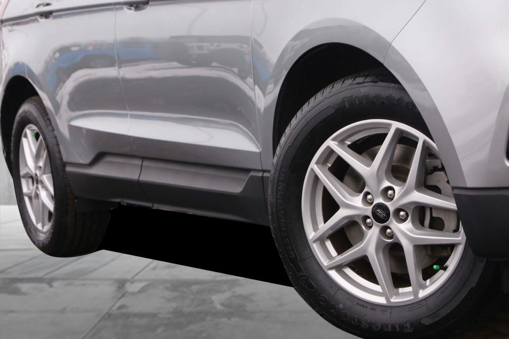 Ford Edge Vehicle Image 03