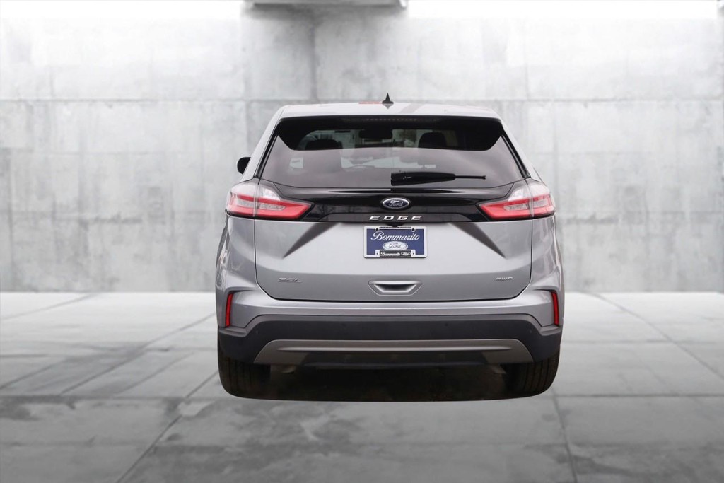 Ford Edge Vehicle Image 06