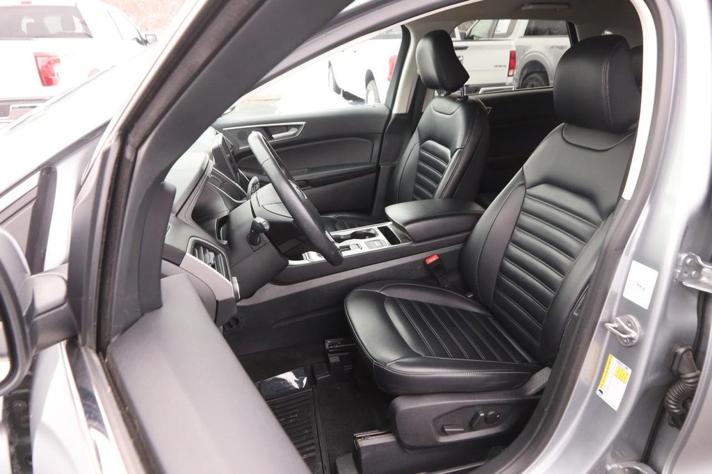 Ford Edge Vehicle Image 08