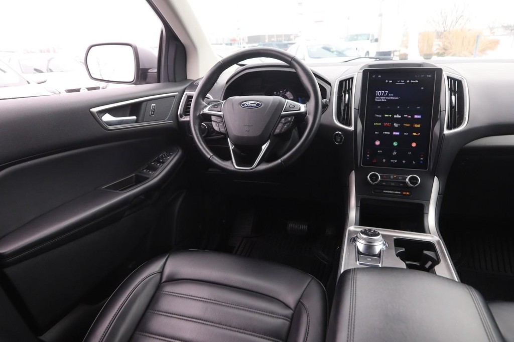 Ford Edge Vehicle Image 20
