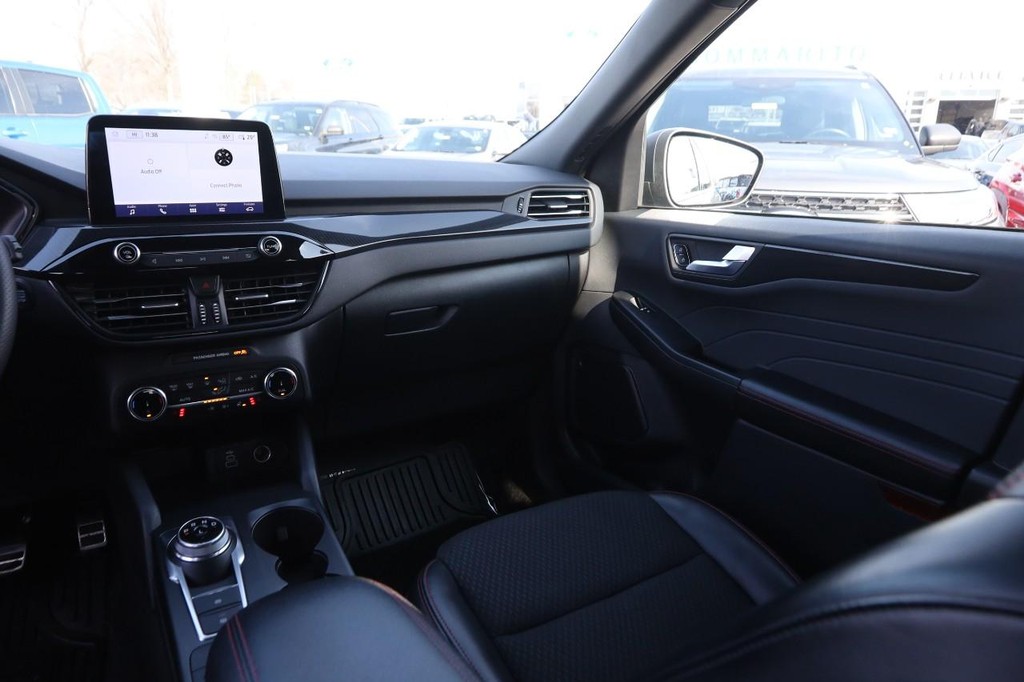 Ford Escape Vehicle Image 24