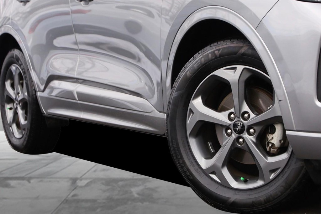 Ford Escape Vehicle Image 03