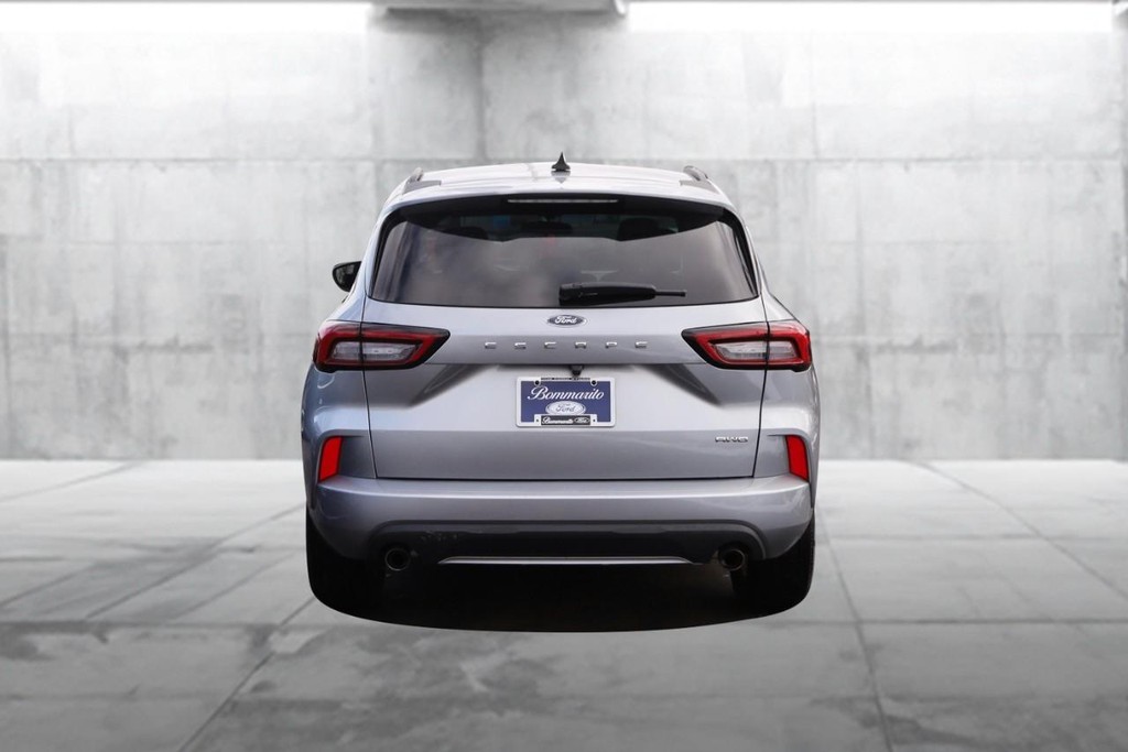 Ford Escape Vehicle Image 06