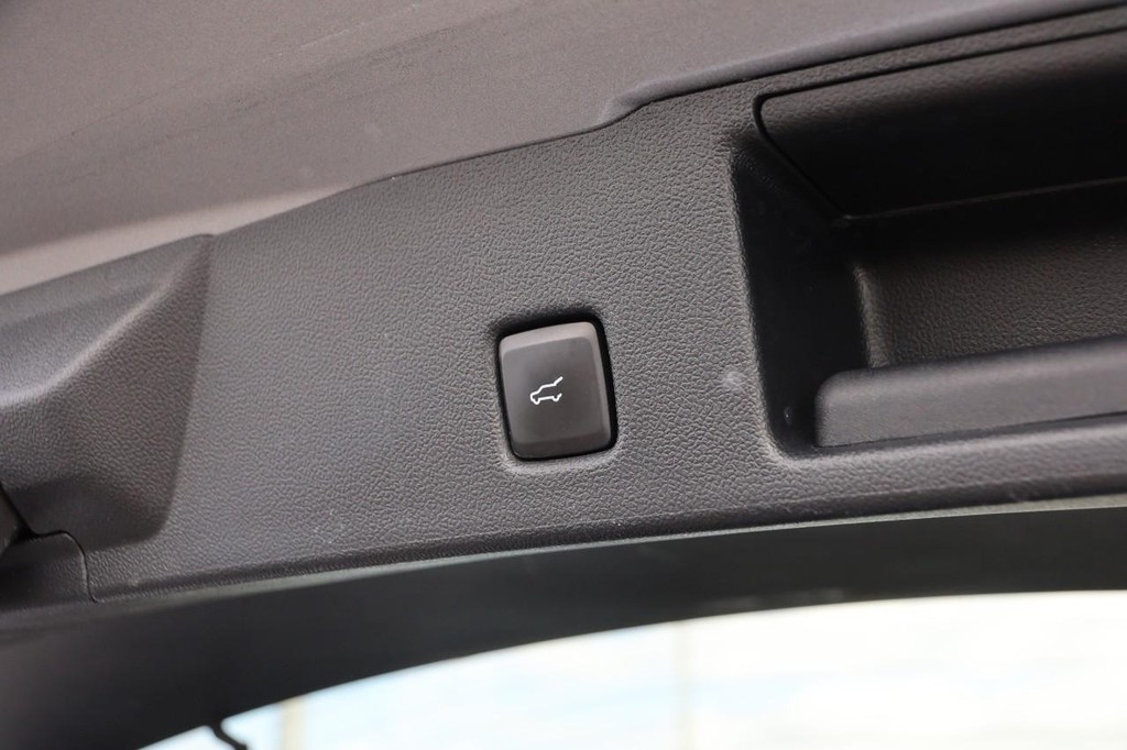 Ford Escape Vehicle Image 08