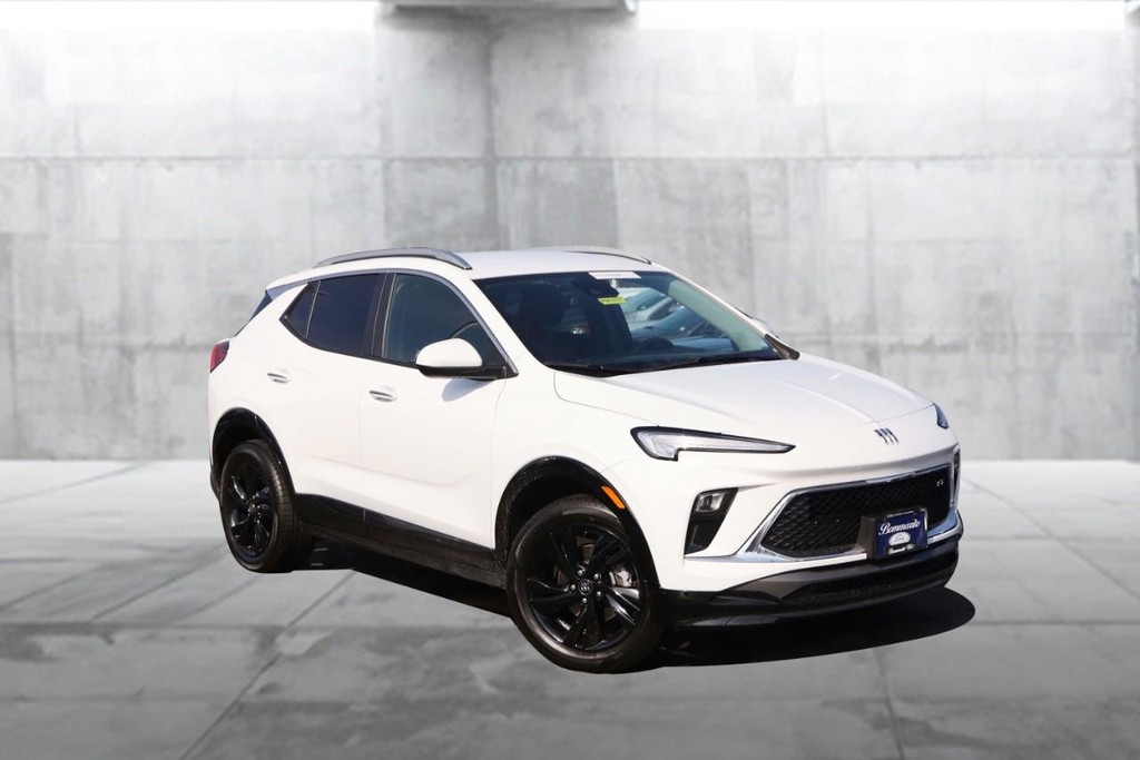 Buick Encore GX Vehicle Image 02