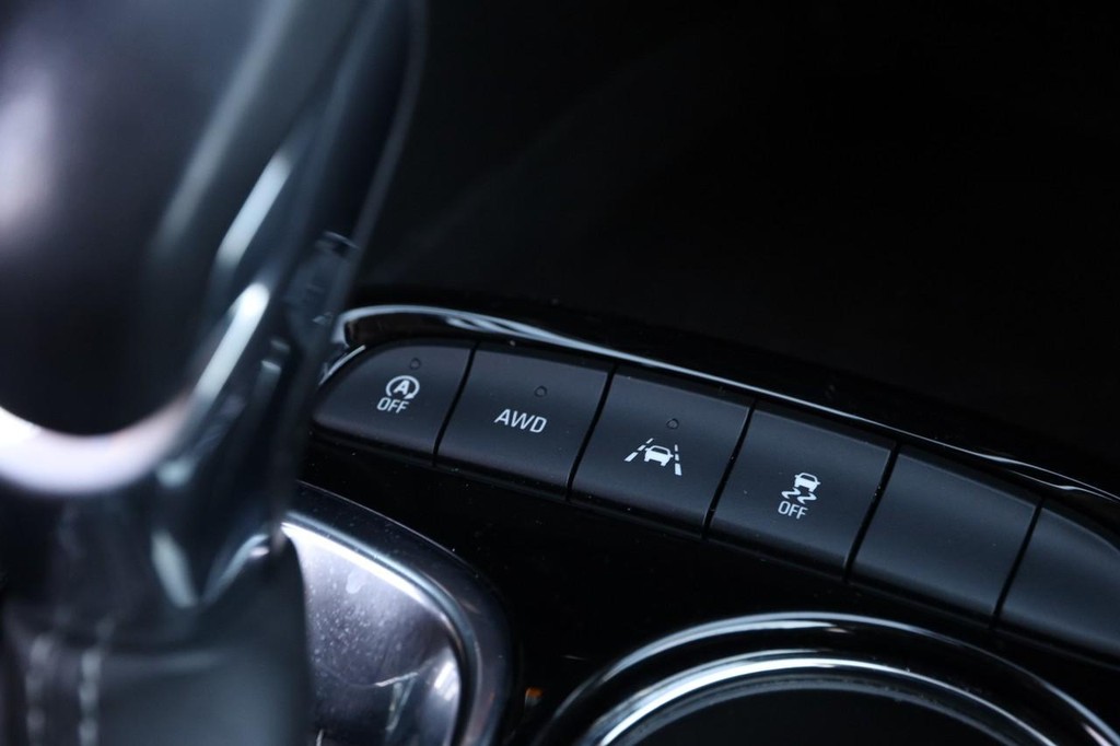 Buick Encore GX Vehicle Image 17