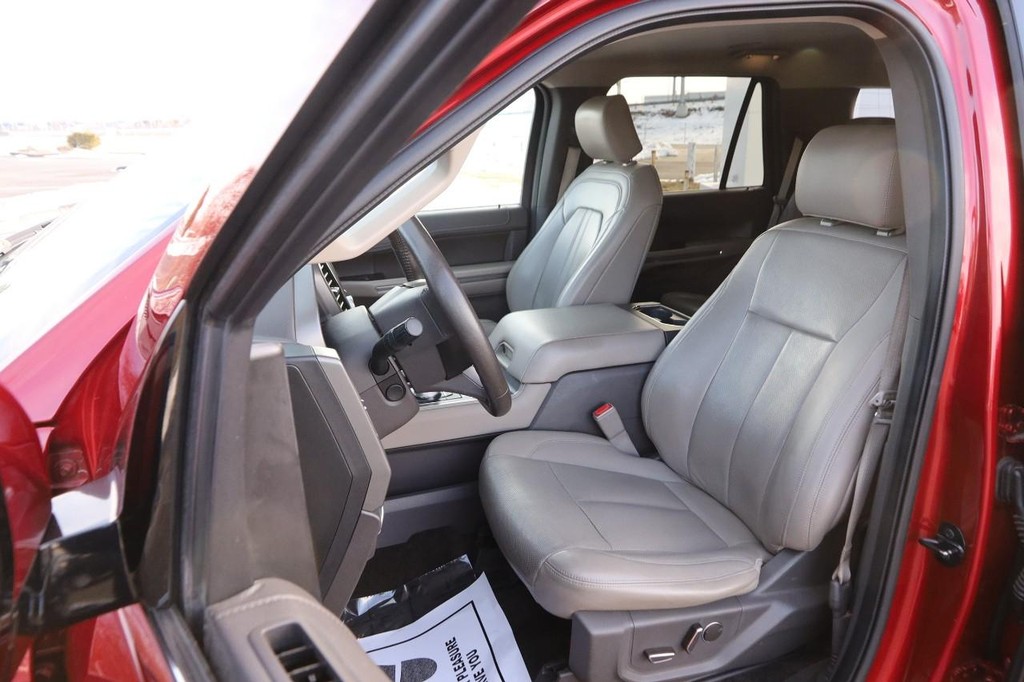 Ford Expedition Vehicle Image 09