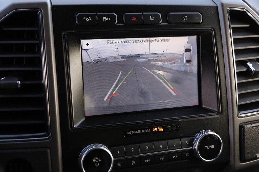 Ford Expedition Vehicle Image 18