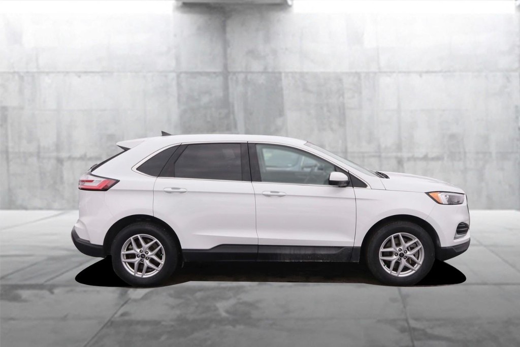 Ford Edge Vehicle Image 05