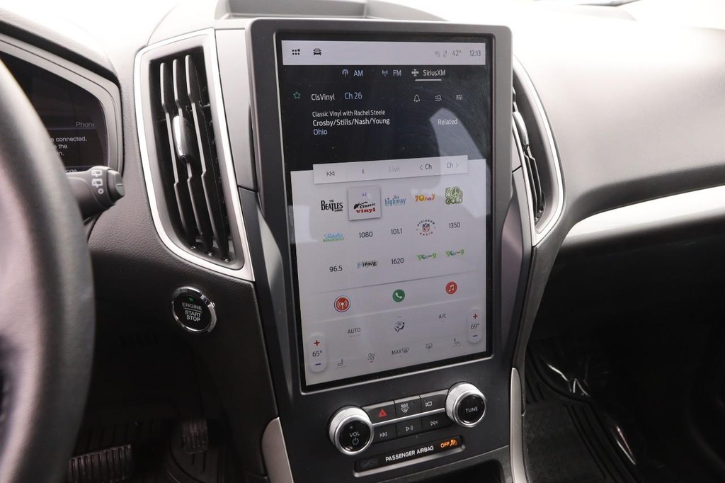 Ford Edge Vehicle Image 15