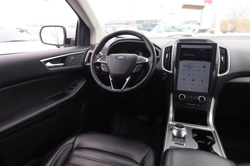 Ford Edge Vehicle Image 20