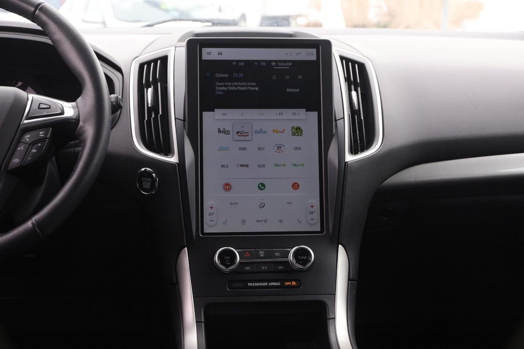 Ford Edge Vehicle Image 22