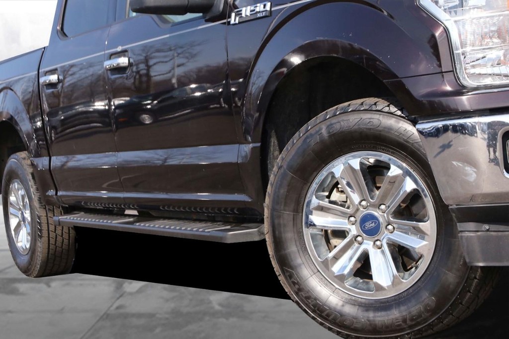 Ford F-150 Vehicle Image 03