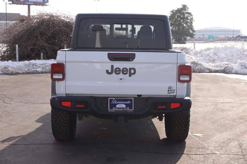 Jeep Gladiator Vehicle Image 06